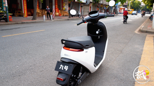 小米汽车如何提升驾驶的舒适感？_小米体感车怎么调速度_小米体感车