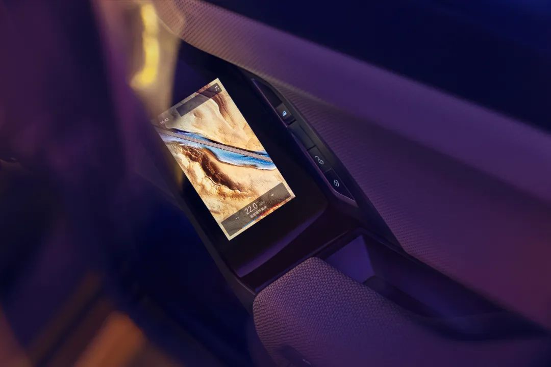 宝马科技_安全科技与豪华体验：宝马的完美结合_宝马科技感车