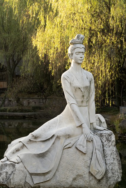 西施：沉鱼落雁的绝代佳人_西施：沉鱼落雁的绝代佳人_西施：沉鱼落雁的绝代佳人