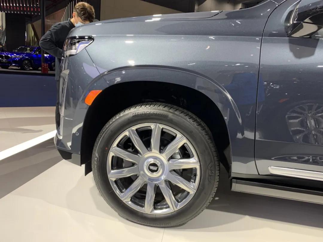 凯迪拉克家庭轿车_凯迪拉克家用车型及报价_凯迪拉克的家庭车型与实用性