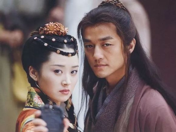 简爱的情感发展历程_金巧巧的私生活与情感历程_私奴生活