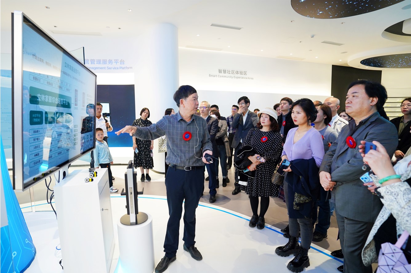 随时随地享受智能生活的乐趣 49.智慧家居,为您的生活带来改变_生活家居家_家居生活平台