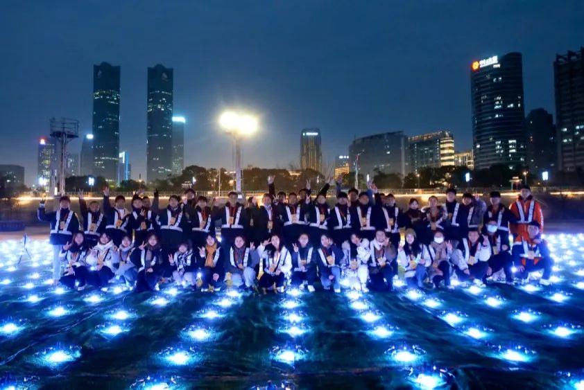 无人机的编程与表演艺术的结合_无人编程平台_无人机表演编程