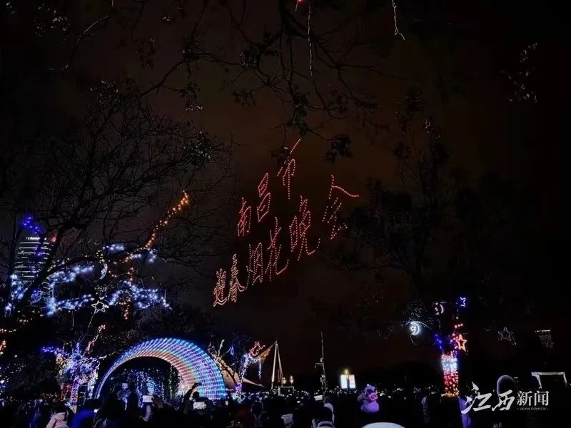 无人机的编程与表演艺术的结合_无人编程平台_无人机表演编程