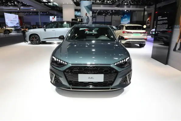 豪华宾利细节探索体验怎么样_探索宾利豪华体验的每一个细节_豪华宾利车