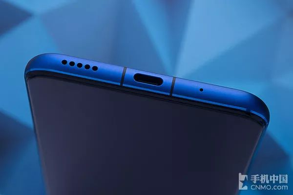 荣耀手机的镜头是什么的_荣耀手机镜头往后翻的是哪一款_评测荣耀的拍照效果：从镜头到成像