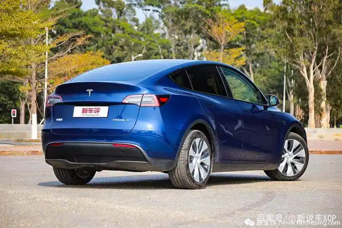 特斯拉Model Y的导航与信息娱乐系统_特斯拉导航详细播报_特斯拉车载导航是什么