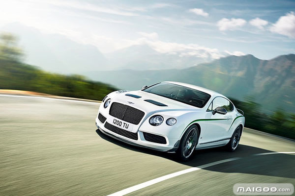 宾利豪华车型_豪华版宾利_宾利与运动性能：豪华中的速度狂欢