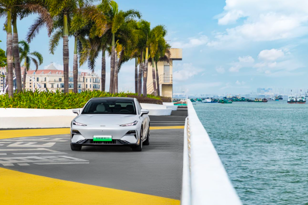 小米suv车_小米汽车SU7 Max的全方位性能测评_小米新款汽车