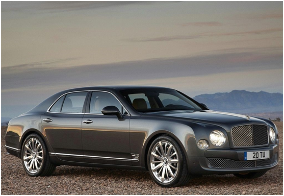 宾利与运动性能：豪华中的速度狂欢_宾利豪华车队_宾利豪华跑车