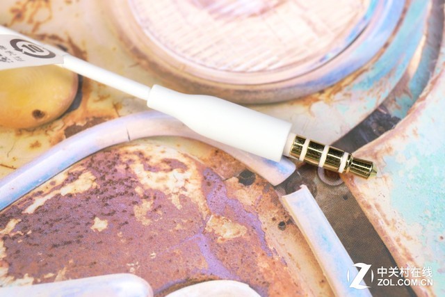 你的心情TA最懂 荣耀心晴耳机首发评测