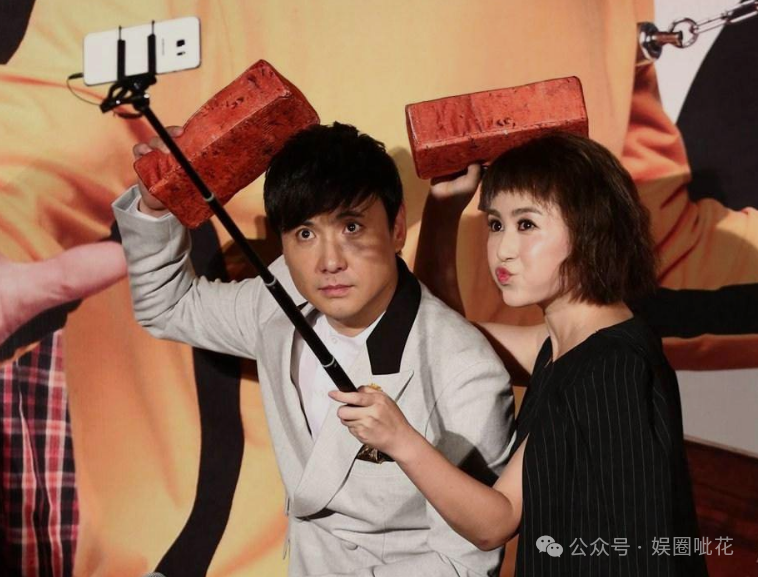 邓紫棋大胆演出_邓紫棋在舞台上的精湛表演,打动现场每一个人_邓紫棋表演视频