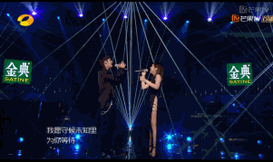 邓紫棋现场_邓紫棋在舞台上的精湛表演,打动现场每一个人_邓紫棋大胆演出