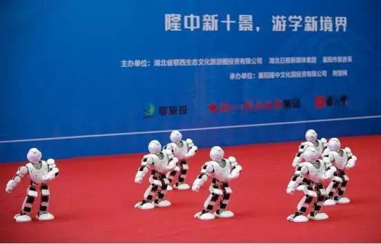 无人舞台_无人机表演的观众参与度与互动性_无人演出的剧场叫什么歌