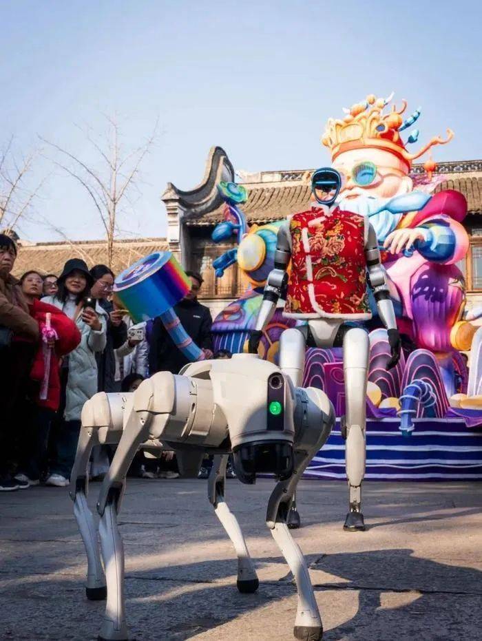 无人机表演的观众参与度与互动性_无人演出的剧场叫什么歌_无人舞台