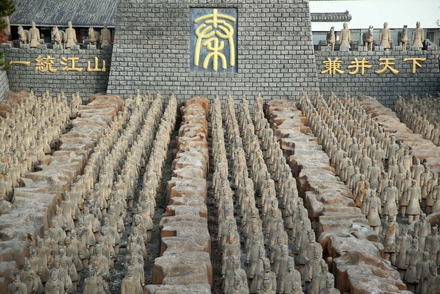 嬴政的思想文化对后世的影响_嬴政主张什么思想_嬴政对后世的影响