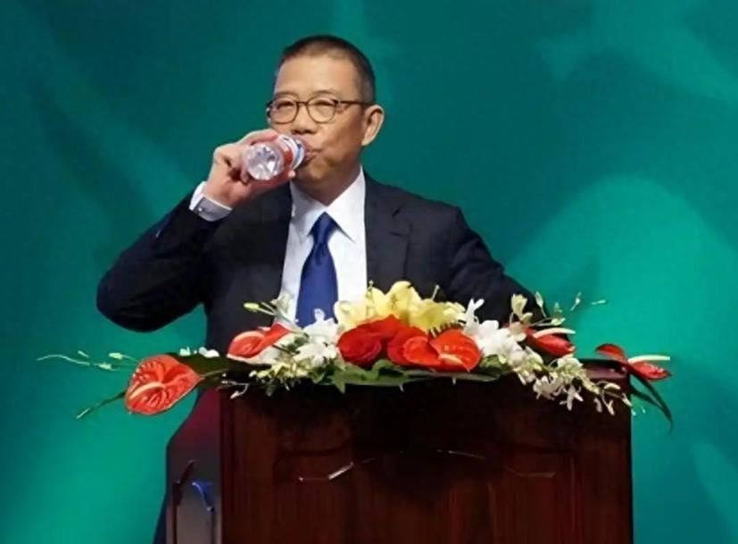 农夫山泉走向国际_农夫山泉的国际化战略与钟睒睒的布局_农夫山泉战略实施