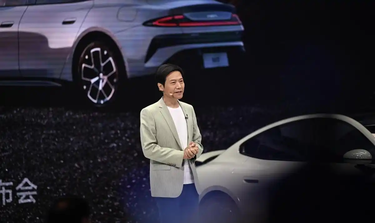 雷军的个人经历与职业发展_雷军的事业发展_雷军的职业经历