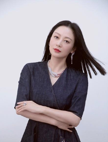 林青霞与徐克跳舞视频_经典传奇林青霞_林青霞与徐克的合作传奇