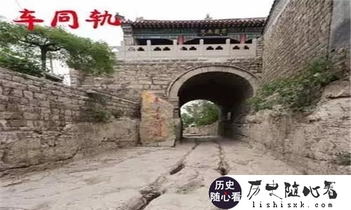 秦始皇对百姓残暴吗_秦始皇对百姓_秦始皇的政策与百姓生活的影响