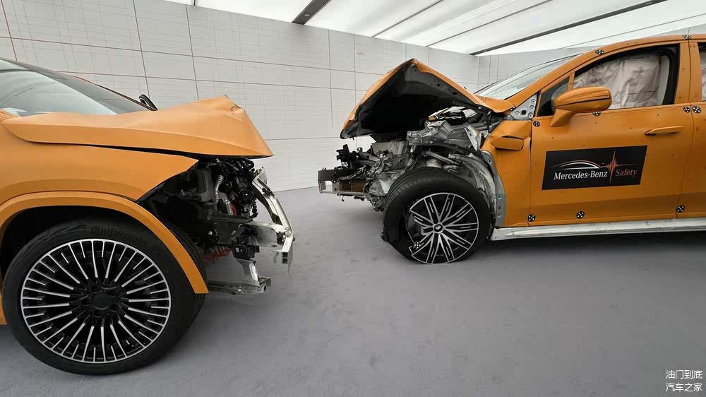 电动车科技创新:未来与当前问题的碰撞_碰撞科技有限公司_碰撞安全技术的作用