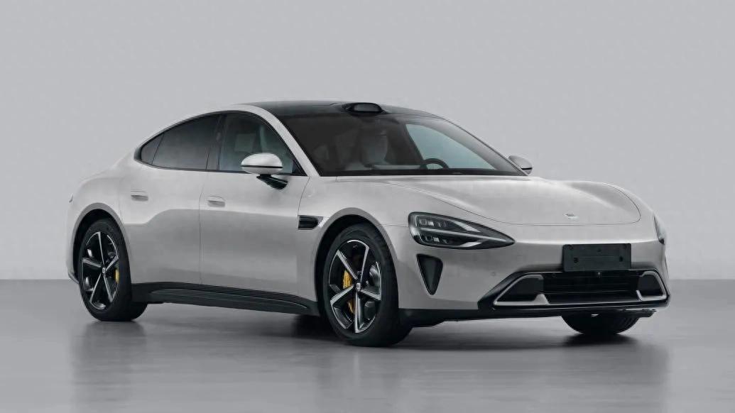 小而强大：小米手机如何颠覆市场？_小米手机进军高端市场_小米颠覆了哪些暴利行业