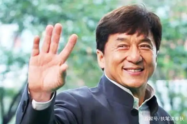 成龙明星动作比较好的是谁_成龙与其他动作明星的比较_成龙的动作